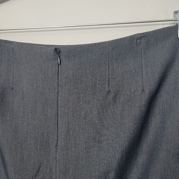 Signature by Larry Levine Lightweight Denim Midi Skirt - Picture 5 of 7